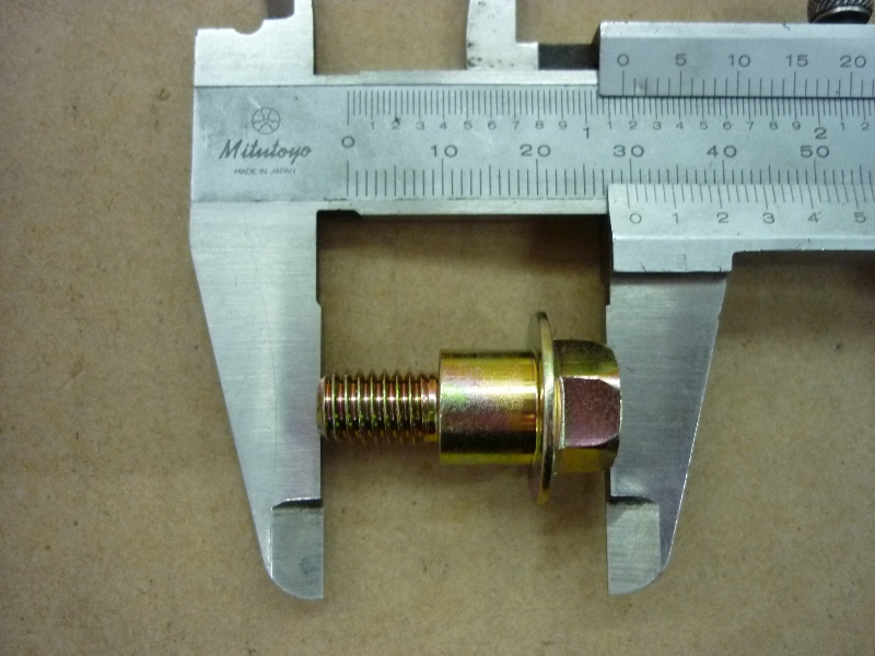 Винт с фланцем M8x12