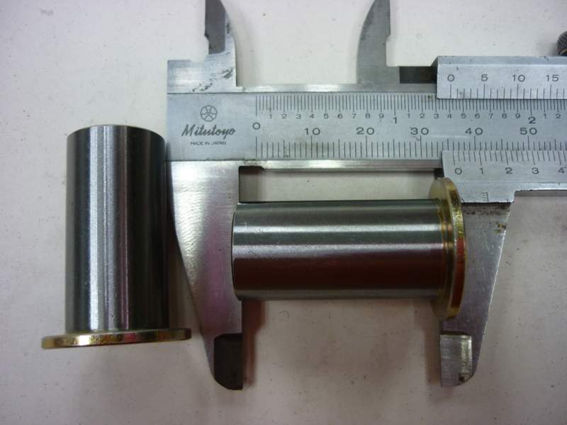 Втулка левой верхней подвески двигателя