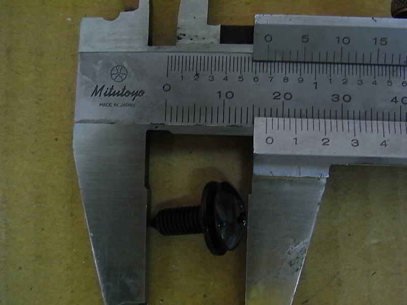 Винт с шайбой М5х14