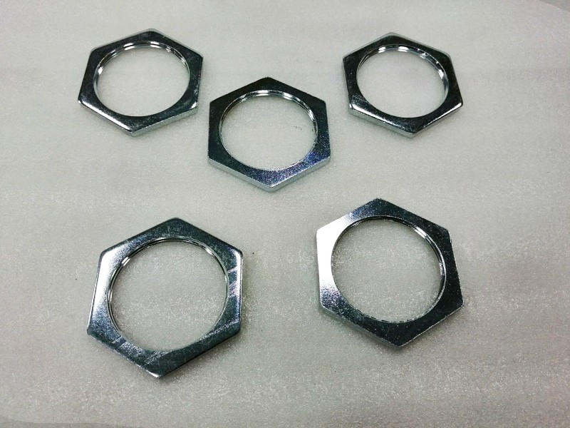 Гайка спец м48