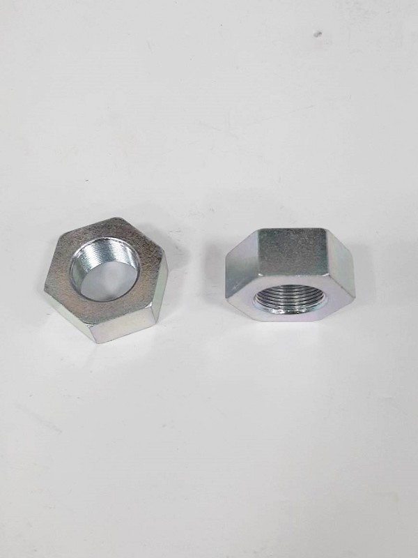 Гайка спец м18