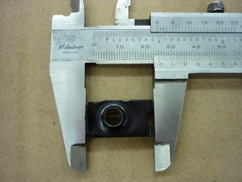 Гайка-клипса М6