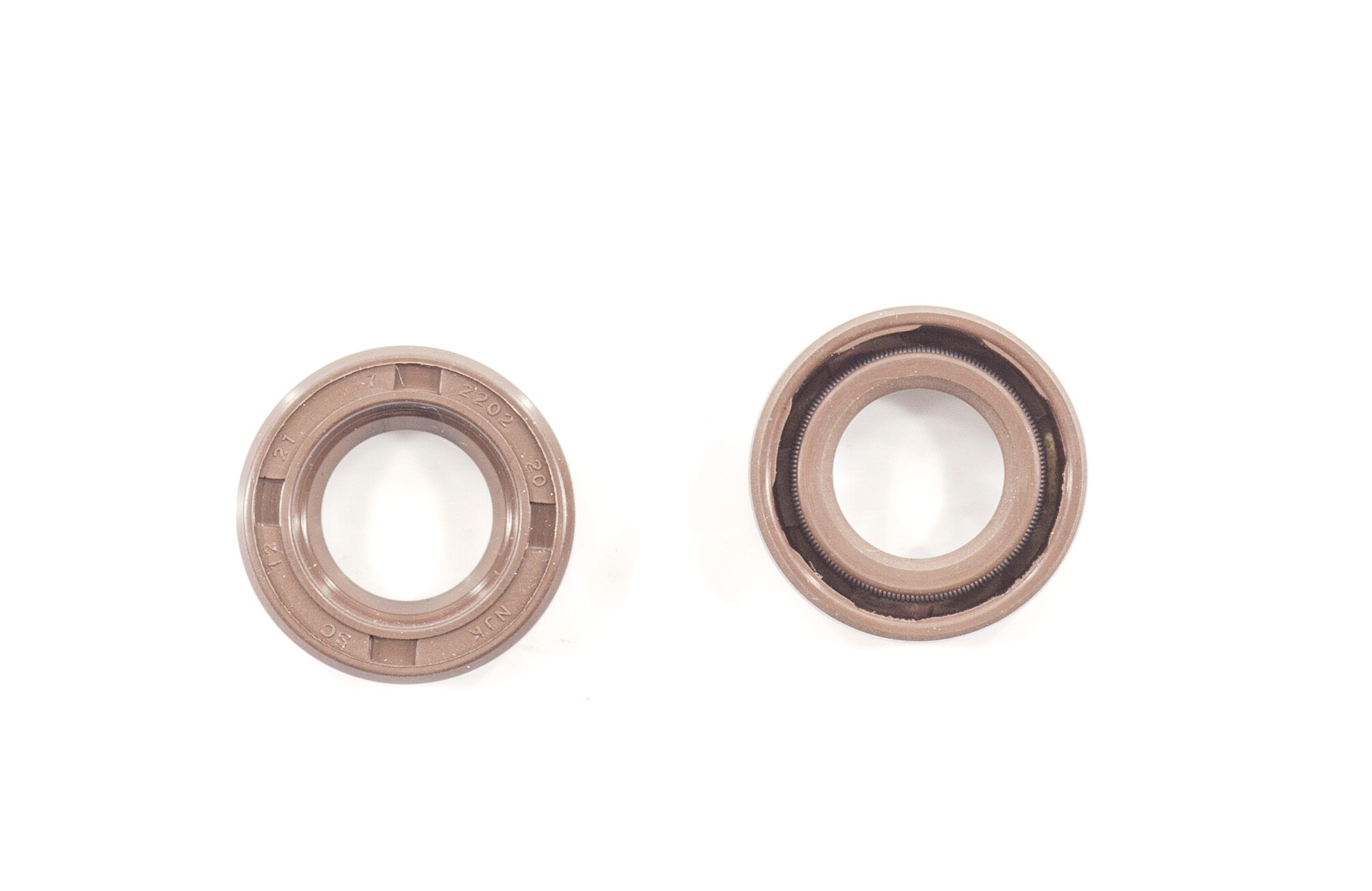 Сальник 12x21x7