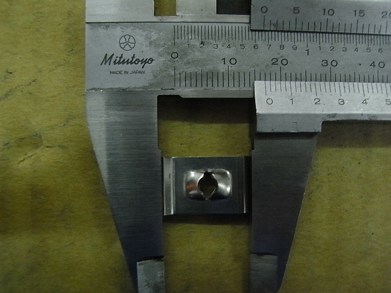 Гайка пружинная 4мм