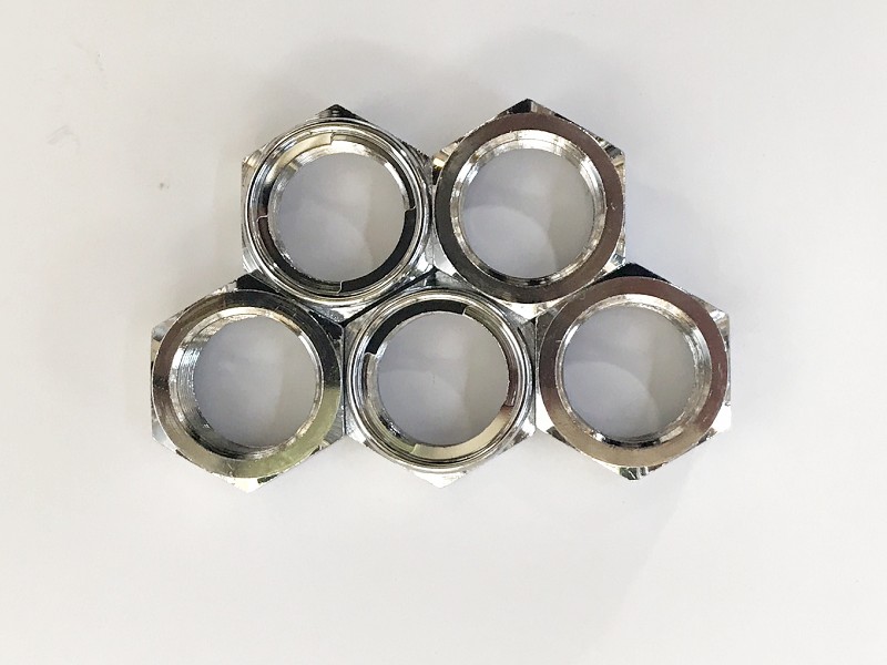 Гайка м24х1,5