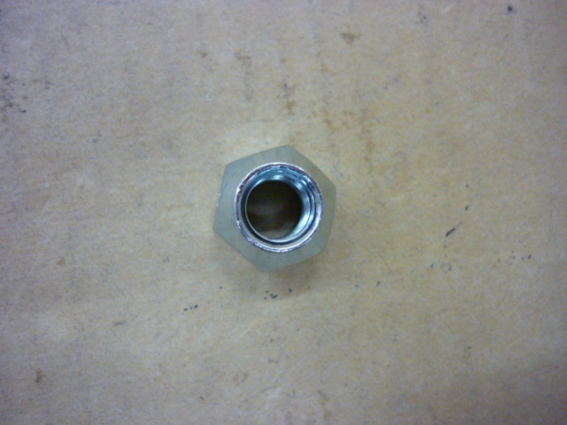 Гайка колёсная