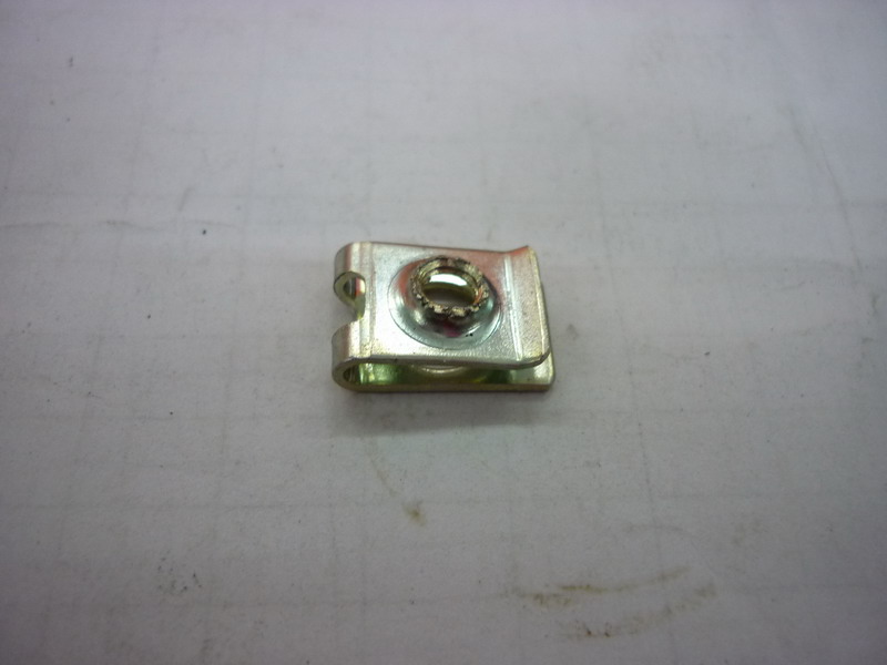 Гайка клипса 5мм