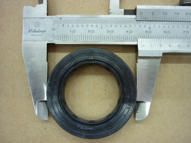 Сальник 30x46x7