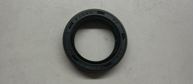 Сальник 24x35x8