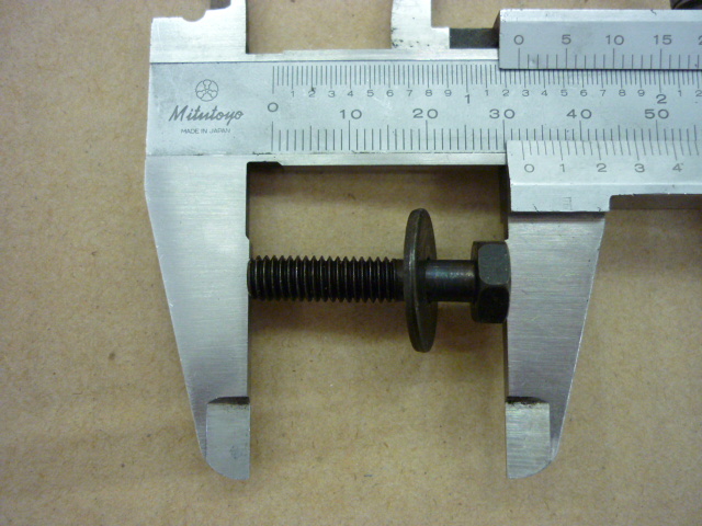 Винт с шайбой М6х28