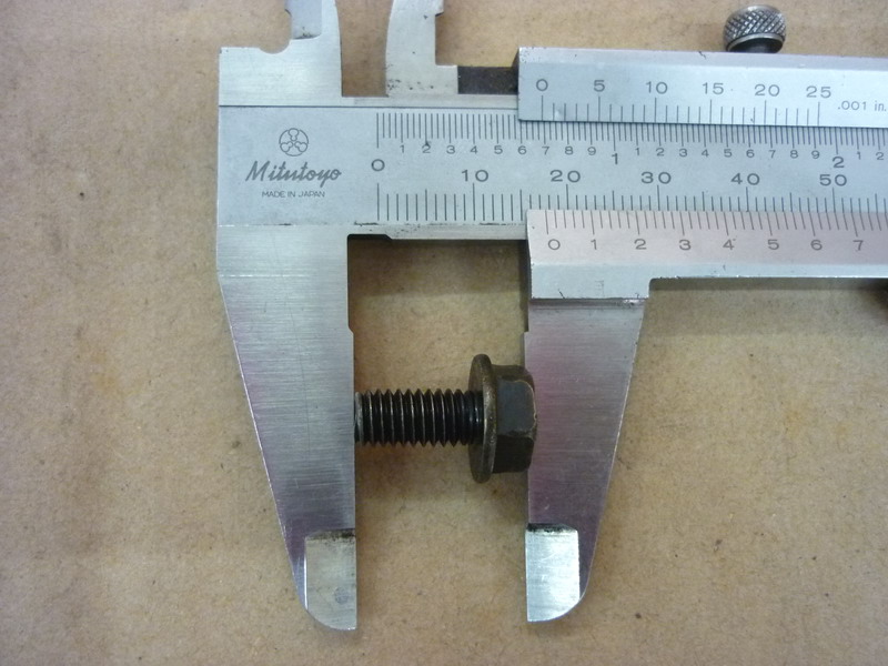 Винт с фланцем M6x12