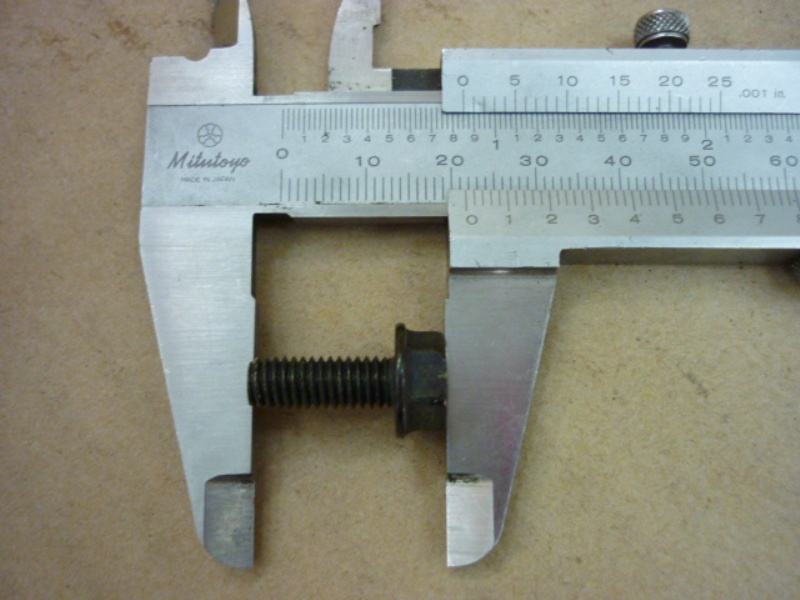 Винт с фланцем M6x16