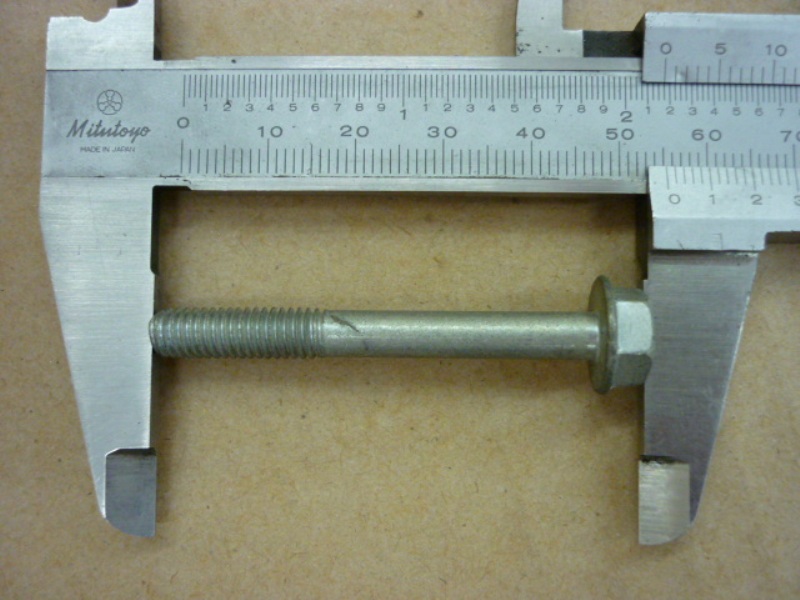 Винт с фланцем M6x50