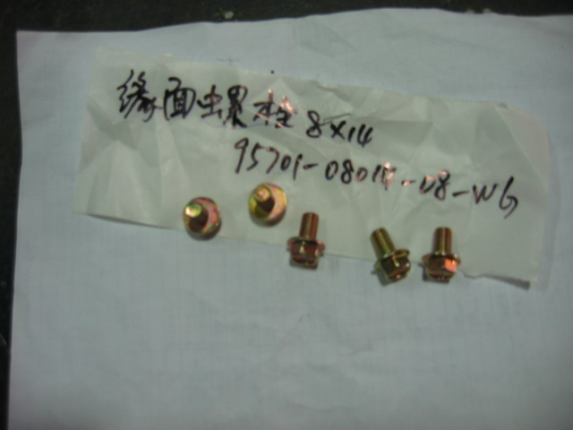 Винт с фланцем M8x14