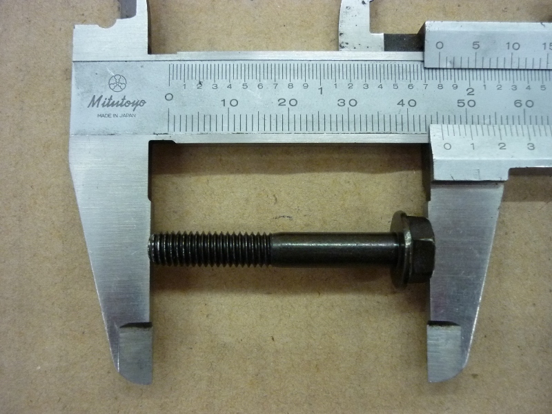 Винт с фланцем М6х40