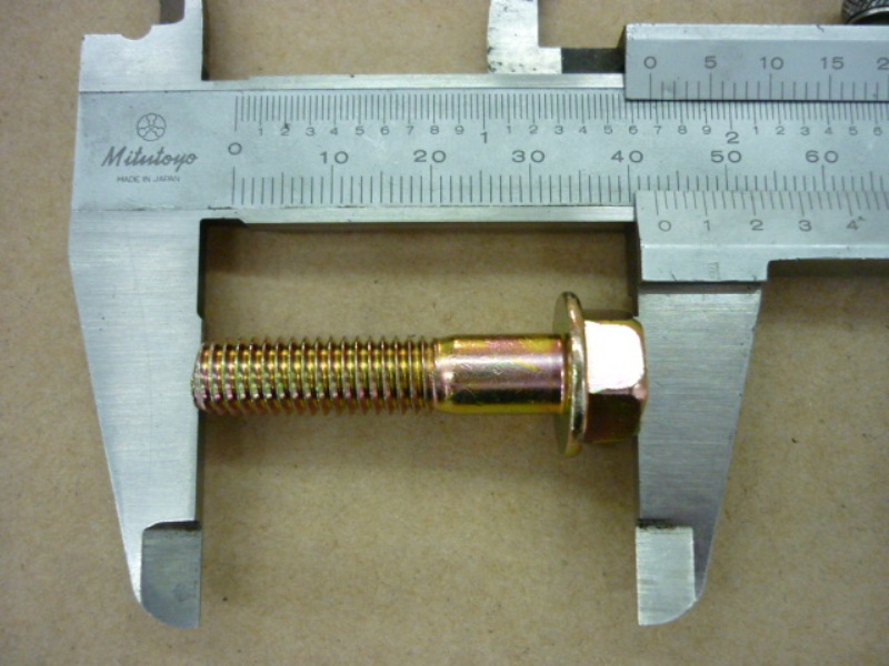 Винт с фланцем M8X35