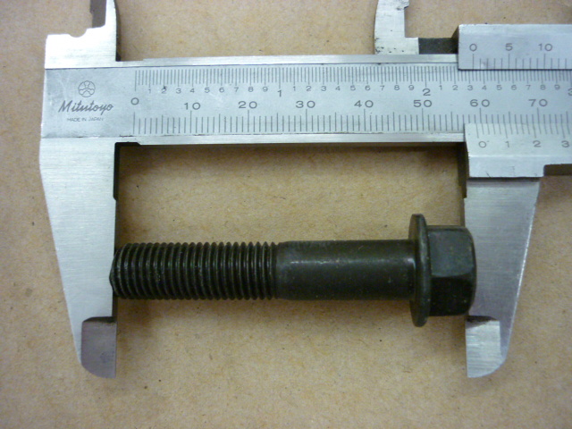 Винт с фланцем M10x50