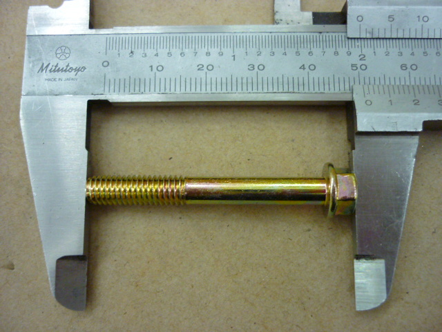 Винт с фланцем M6x45