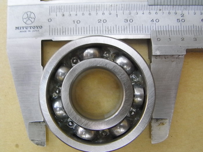 Подшипник шариковый радиальный 6203