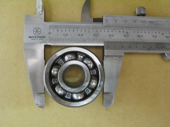 Подшипник шариковый радиальный 6201 C3