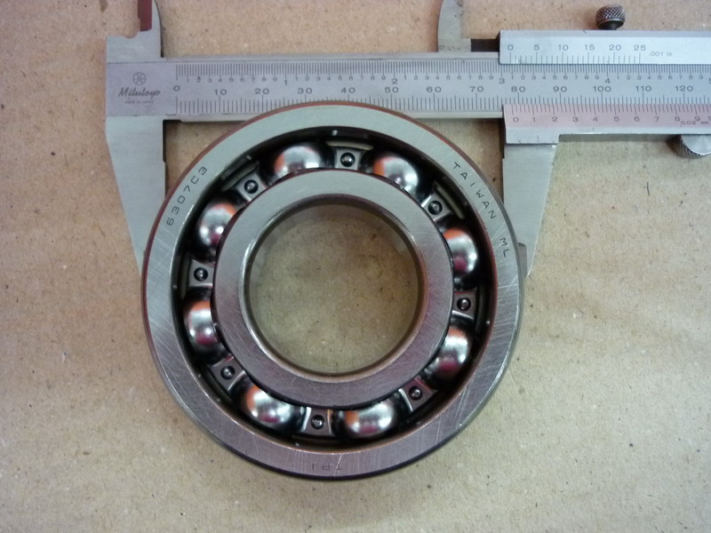 Подшипник шариковый радиальный 6207