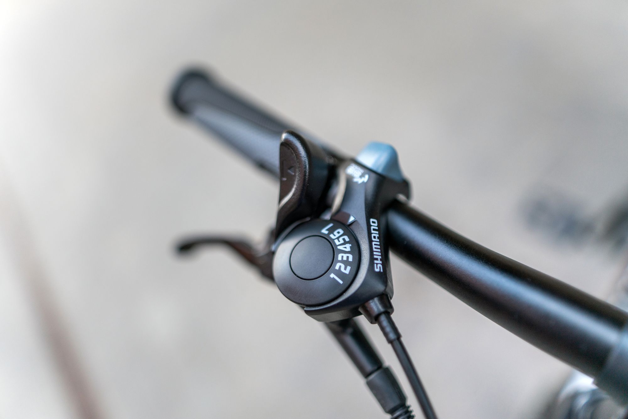 Велосипед Alpinebike F1HD, One size, 20", складной, 7 скоростей, черно-красный