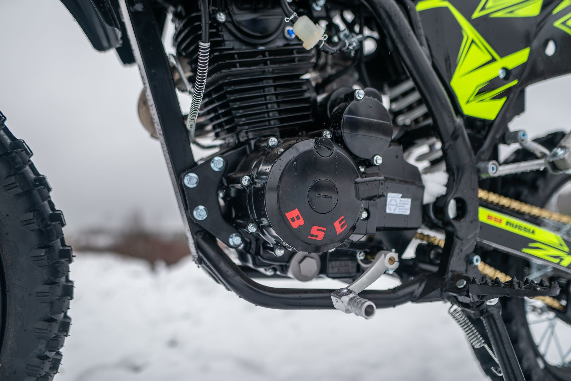 Эндуро / кроссовый мотоцикл BSE Z1 Neon Raven