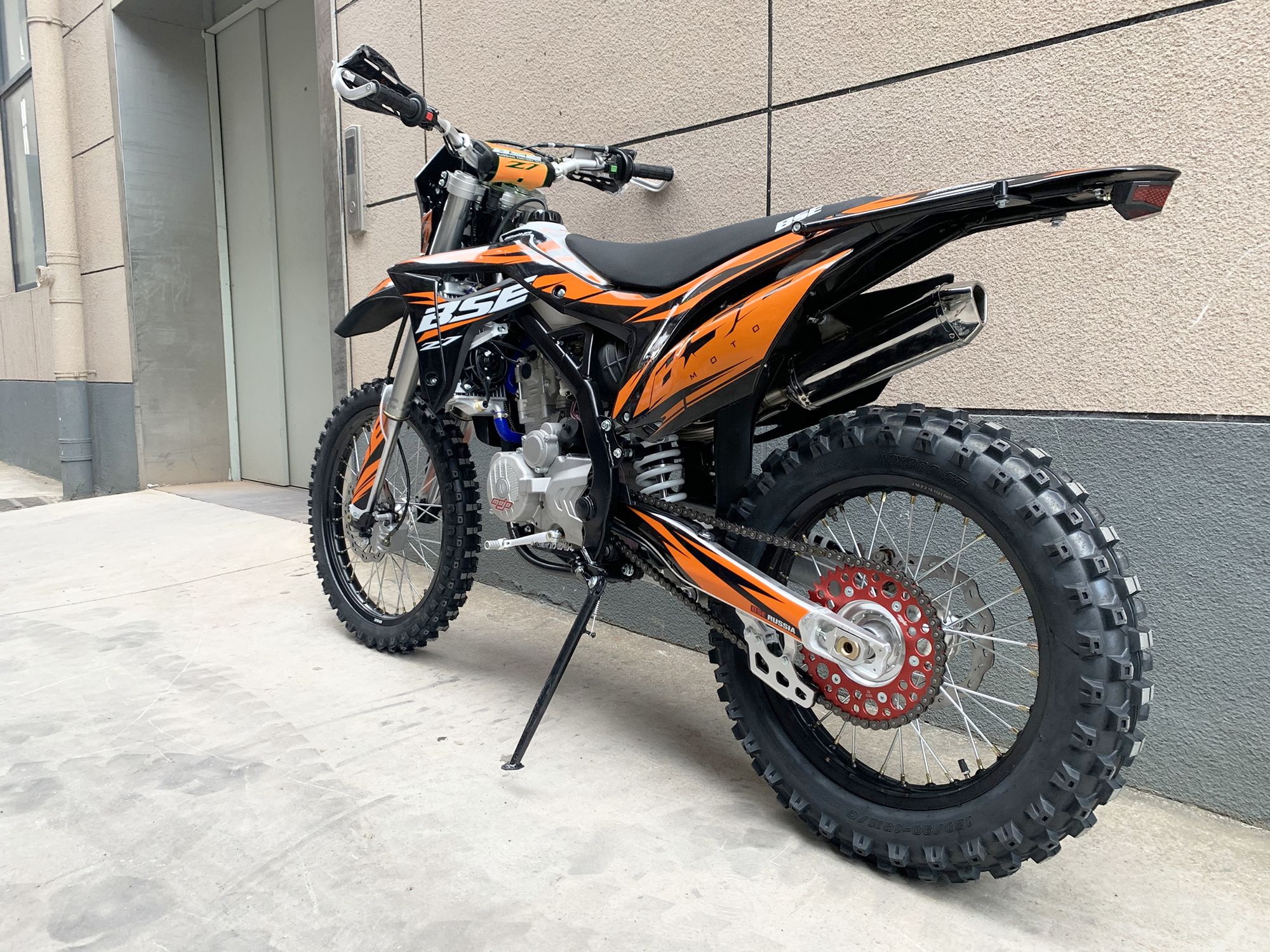 Кроссовый мотоцикл BSE Z7 300e 21/18 Orange Blast 2