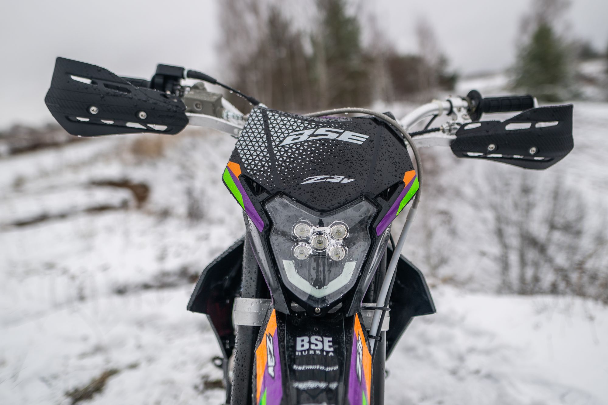 Эндуро / кроссовый мотоцикл BSE Z3 V 21/18 Flash (015)