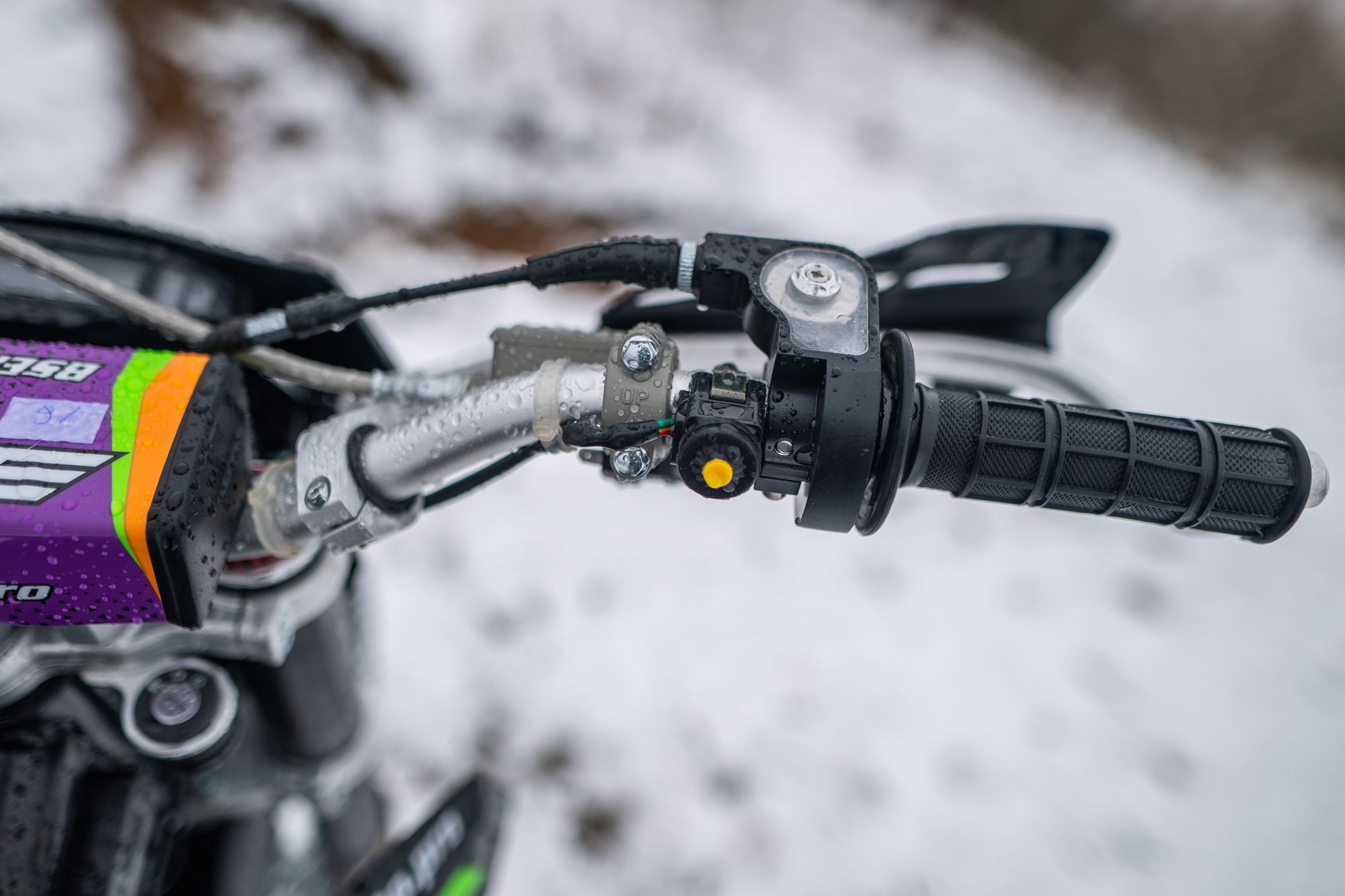 Эндуро / кроссовый мотоцикл BSE Z3 V 21/18 Flash (015)