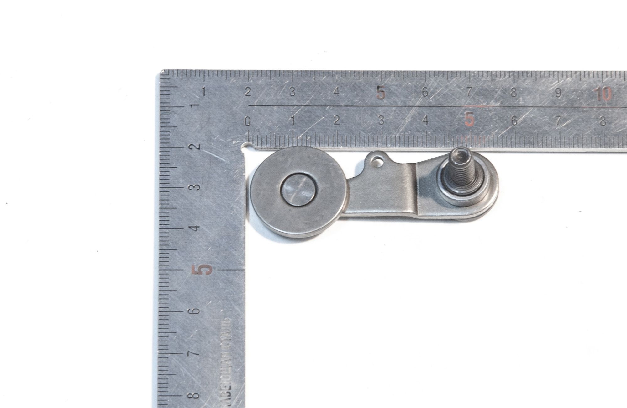 Фиксатор переключения передач