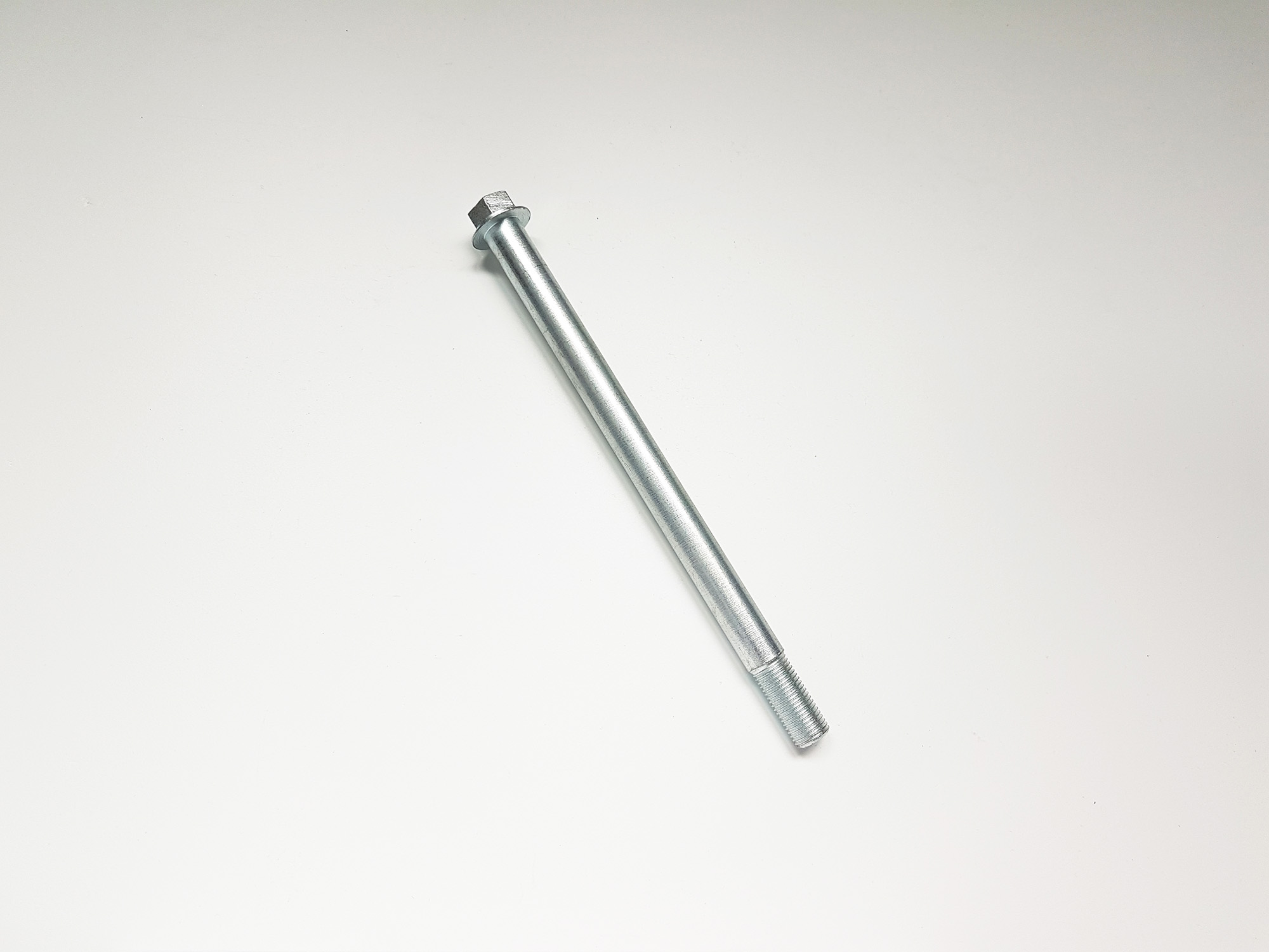 Ось колеса 220 M14*1.5 IPS31300400