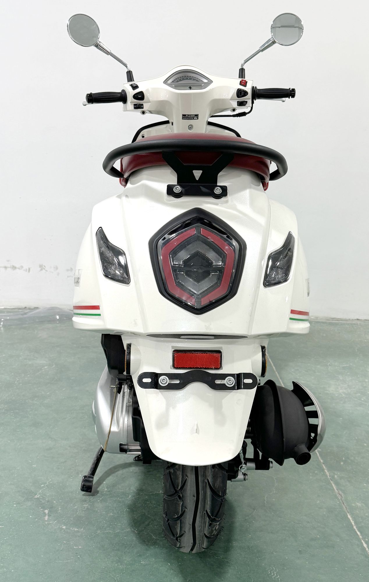 Скутер Motosuper Lamocca White (белый)