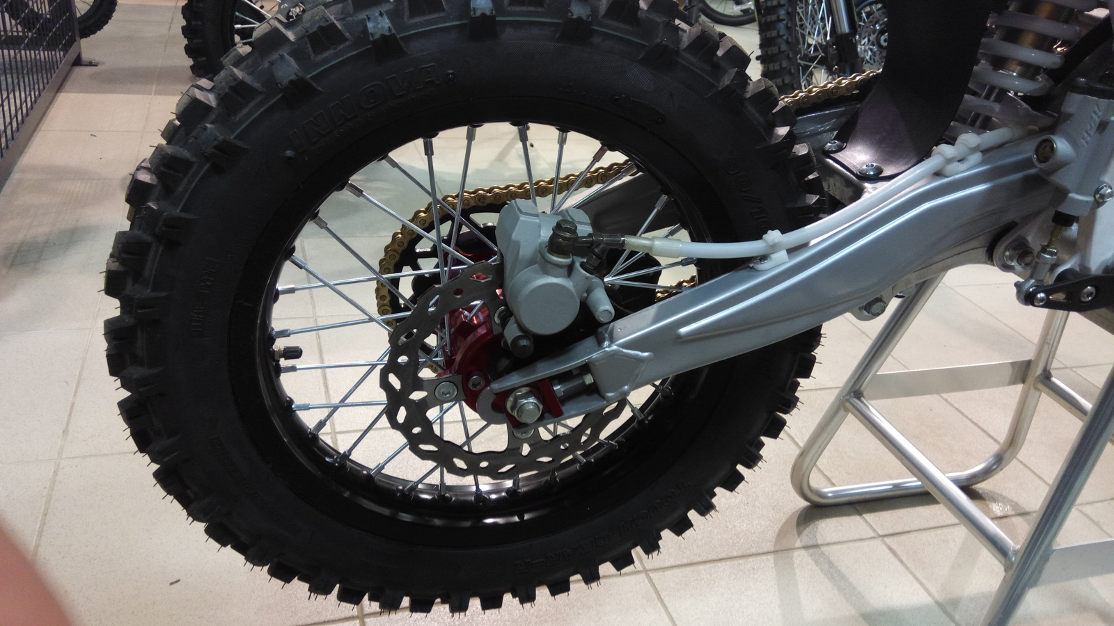 Колесо заднее 1.85x14 CNC