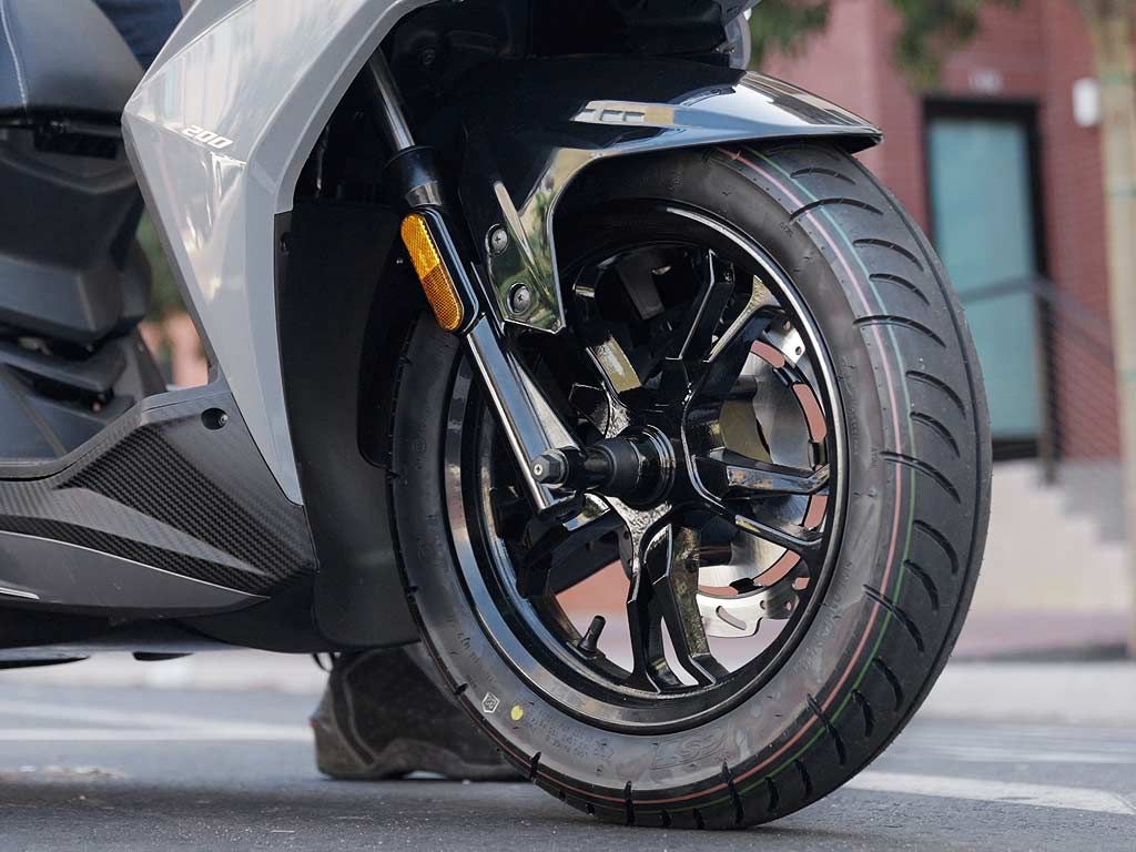 Скутер SYM Jet14 200 белый