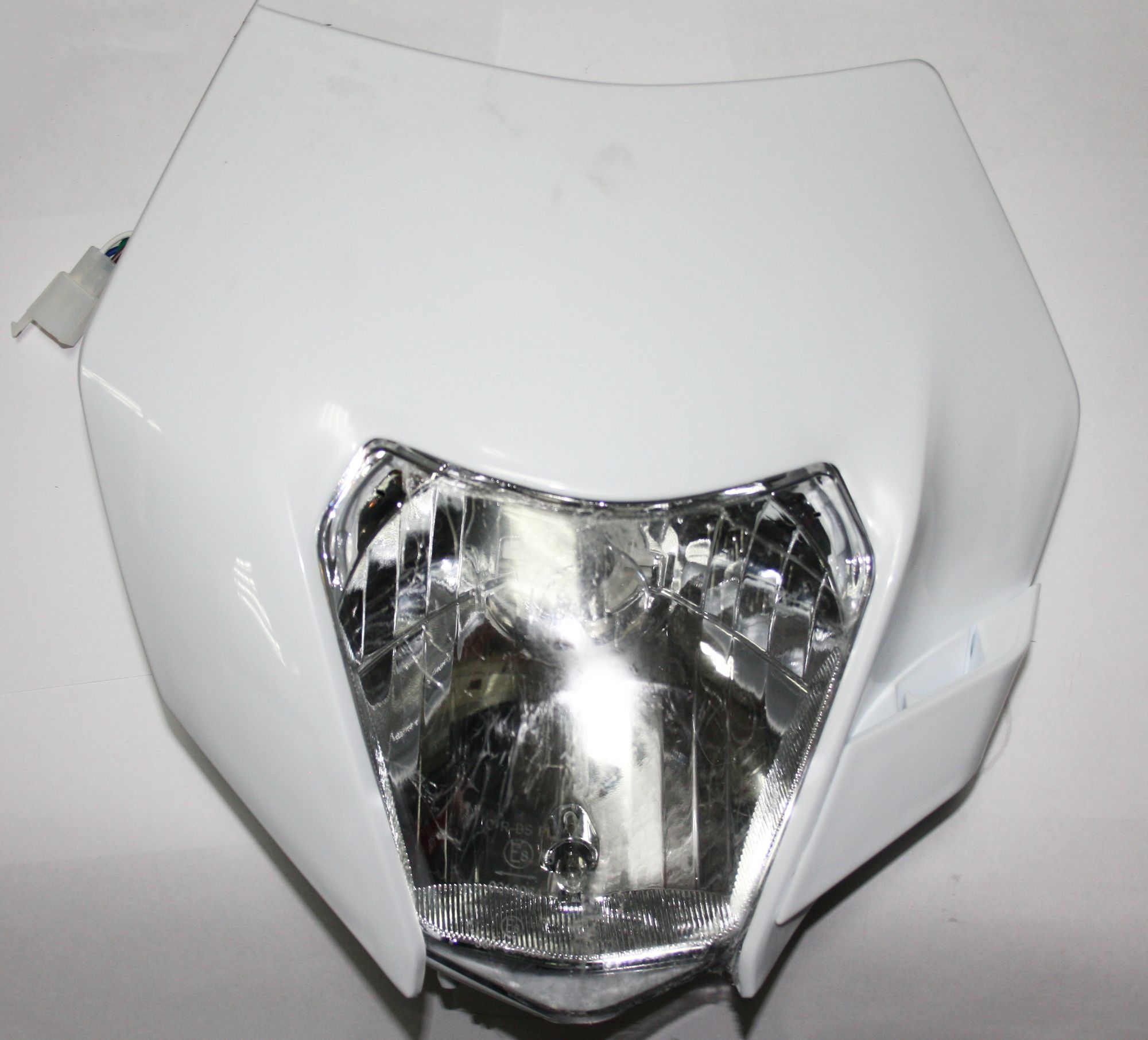 Фара XTG00010