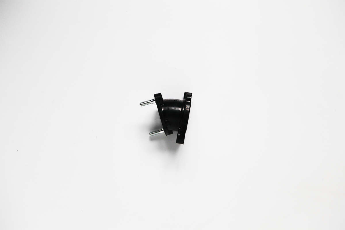 Патрубок впускной металл черный изогнутый