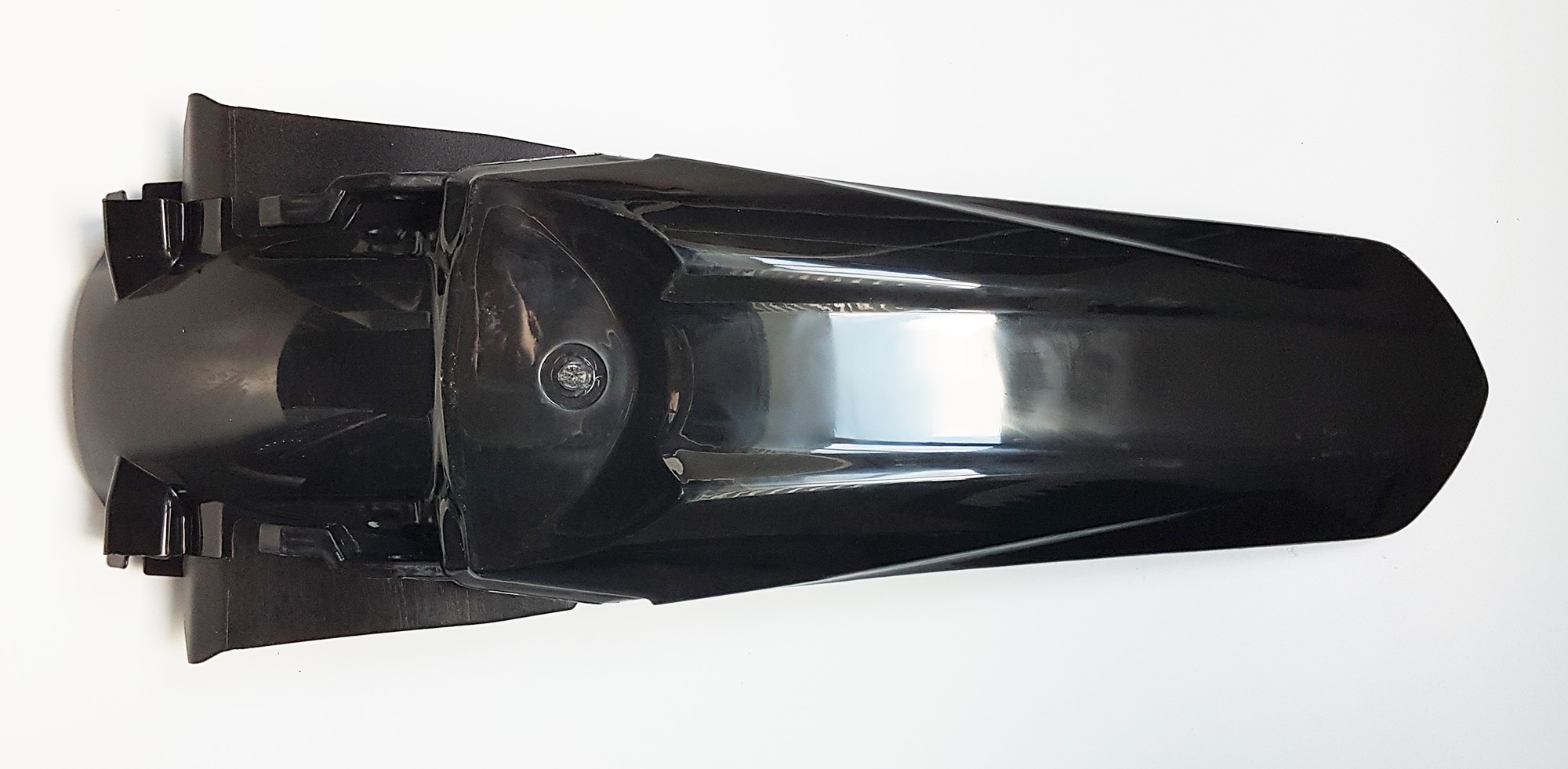 Крыло заднее черный